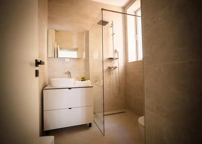 Sebilj 40m Old Town By Naami - I *