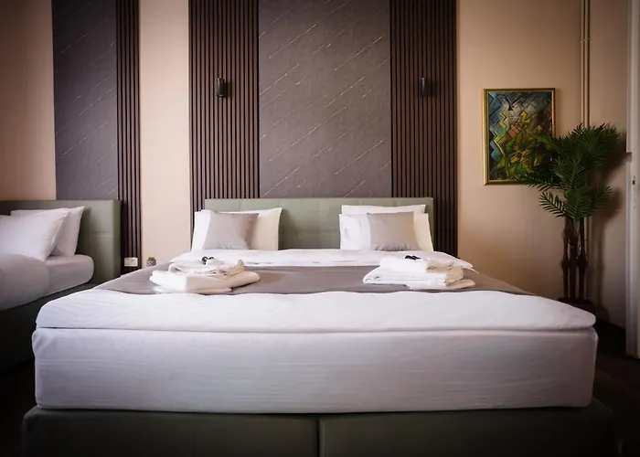 Sebilj 40m Old Town By Naami - I *